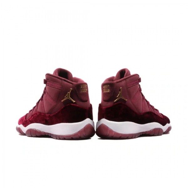 Nike Air Jordan 11 Retro "Heiress Night Maroon" Damen AJ11 Sneakers 852625-650